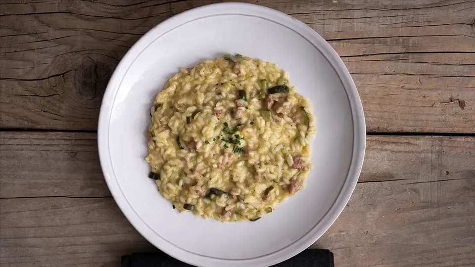 Jak zrobić risotto z mięsem, które zachwyci Twoich gości