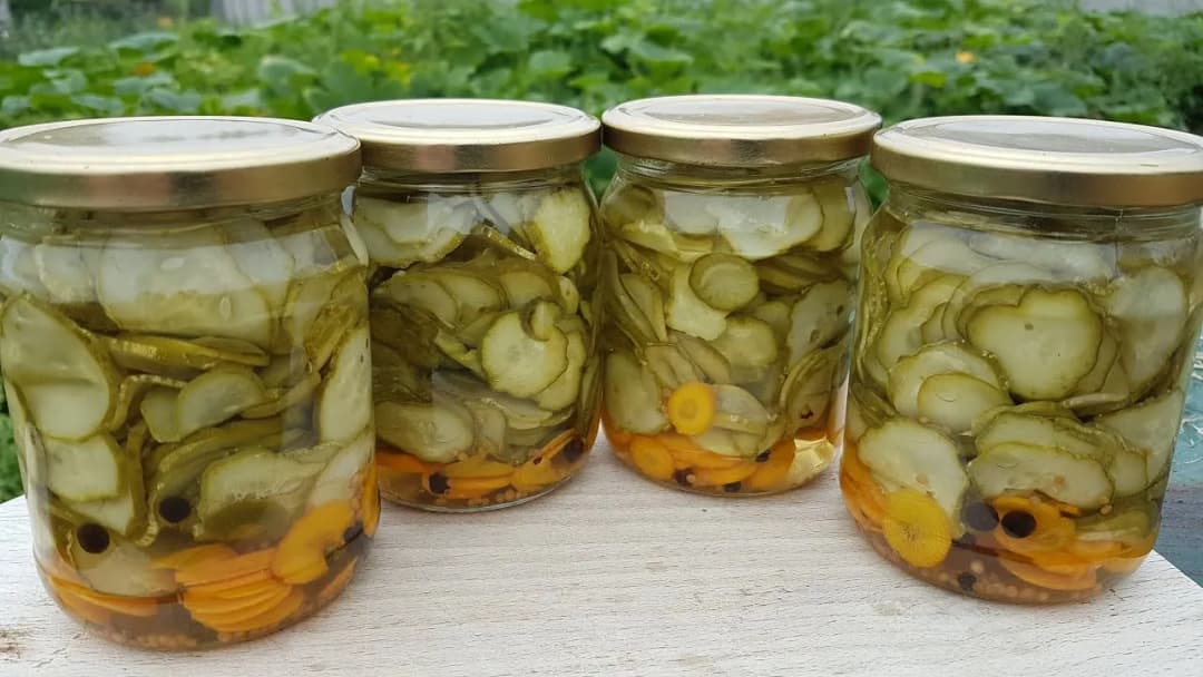 Jak zrobić sałatkę szwedzką z ogórków - łatwy przepis na smakowitość