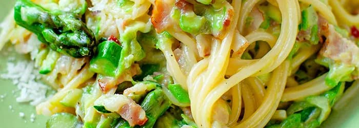 Ania gotuje spaghetti carbonara z szparagami - prosty i pyszny przepis