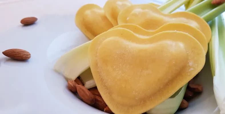 Włoski makaron spaghetti: odkryj najlepsze marki i przepisy na dania